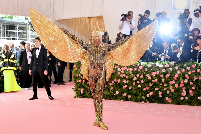 Met Gala 2019: những bộ trang phục trào phúng nhất trên thảm đỏ - Ảnh 20.
