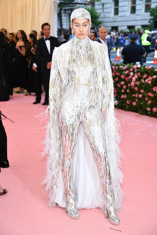 Met Gala 2019: những bộ trang phục trào phúng nhất trên thảm đỏ - Ảnh 6.