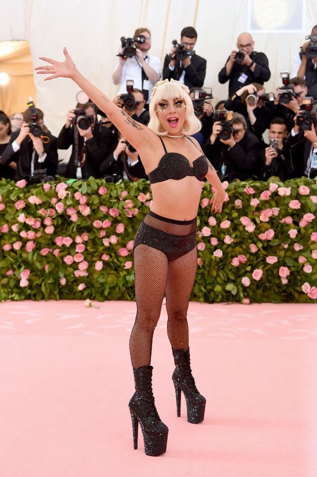 Met Gala 2019: những bộ trang phục trào phúng nhất trên thảm đỏ - Ảnh 19.