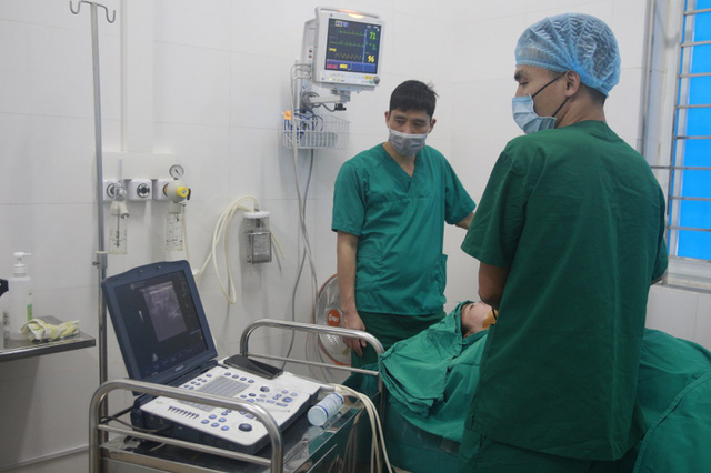 U tuyến giáp giai đoạn đầu thường không có triệu chứng đặc biệt - Ảnh 2.