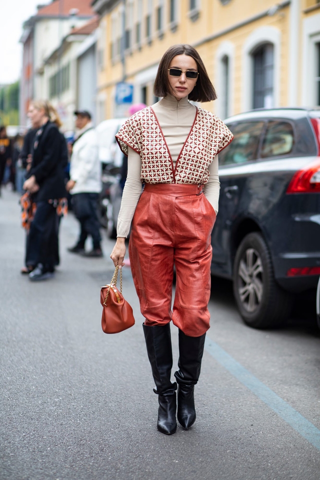 Chất liệu da nhuộm phủ sóng Milan Fashion Week - Ảnh 10.