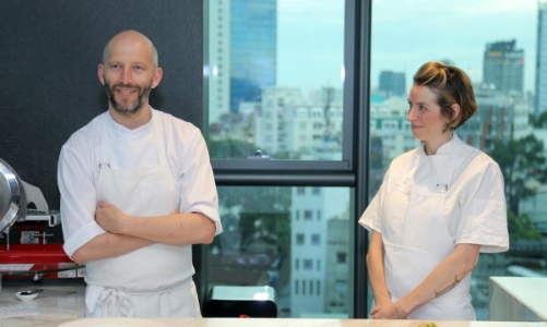 Đầu bếp Michelin đến khách sạn The Reverie Saigon