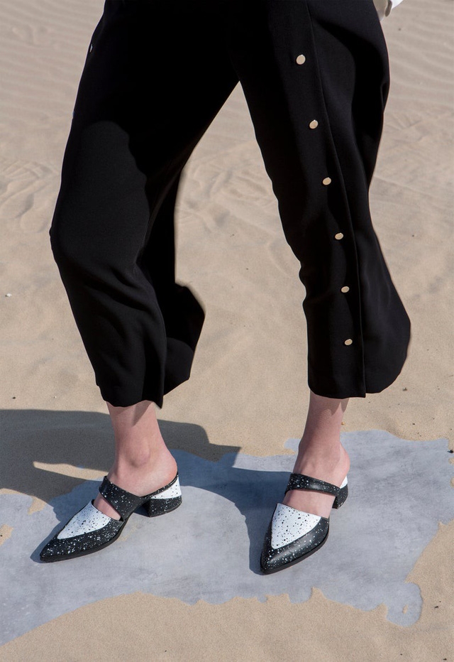 Diện giày mules xuống phố ngày hè - Ảnh 10.