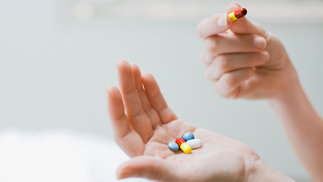 Phân biệt và sử dụng Multivitamin đúng cách - Ảnh 1.