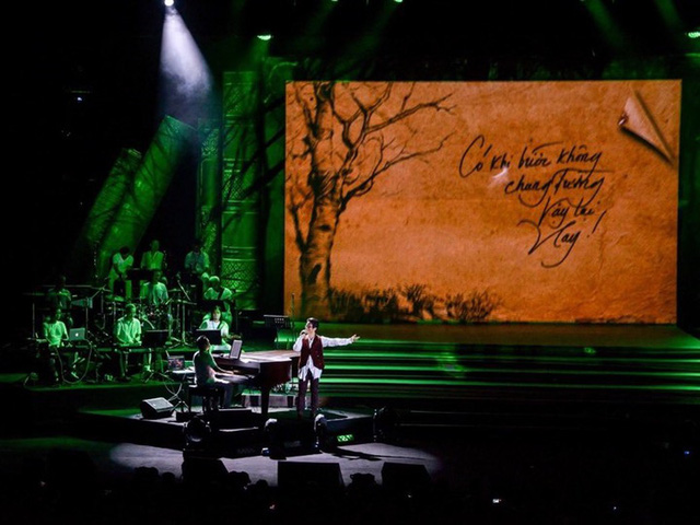 Nhộn nhịp mùa liveshow ca nhạc cuối năm - Ảnh 1.