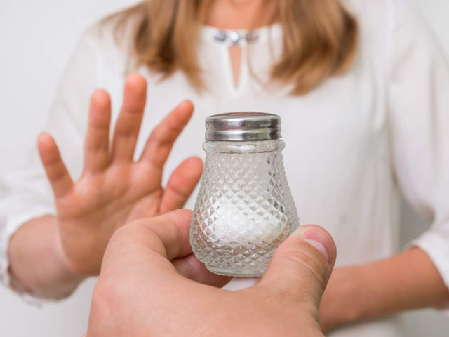 Ăn mặn có thể rút ngắn tuổi thọ? - Ảnh 2.