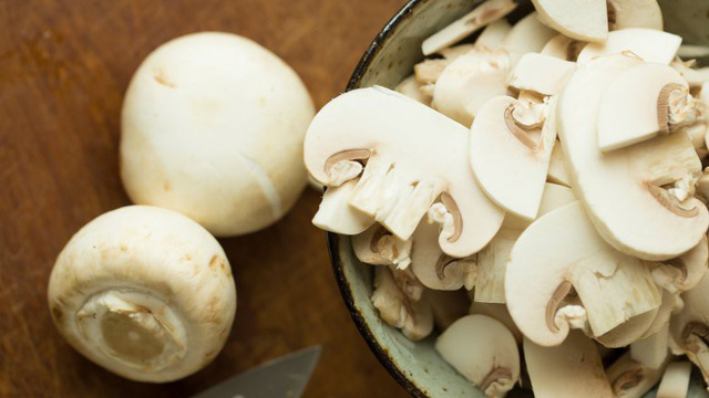 12 thực phẩm dinh dưỡng đặc biệt tốt cho phụ nữ - Ảnh 10.