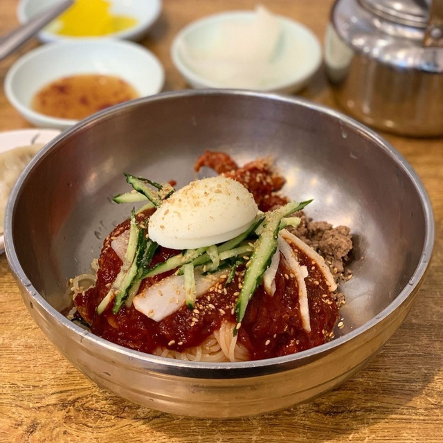 Đánh tan cái nóng Busan với món mỳ Milmyeon - Ảnh 4.