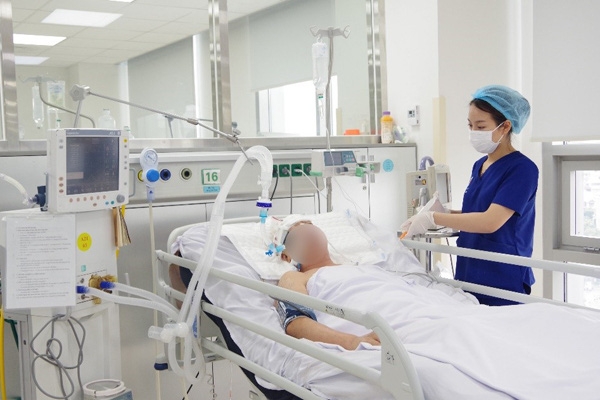 Đau đầu: cảnh giác với dị dạng mạch máu não - Ảnh 1.