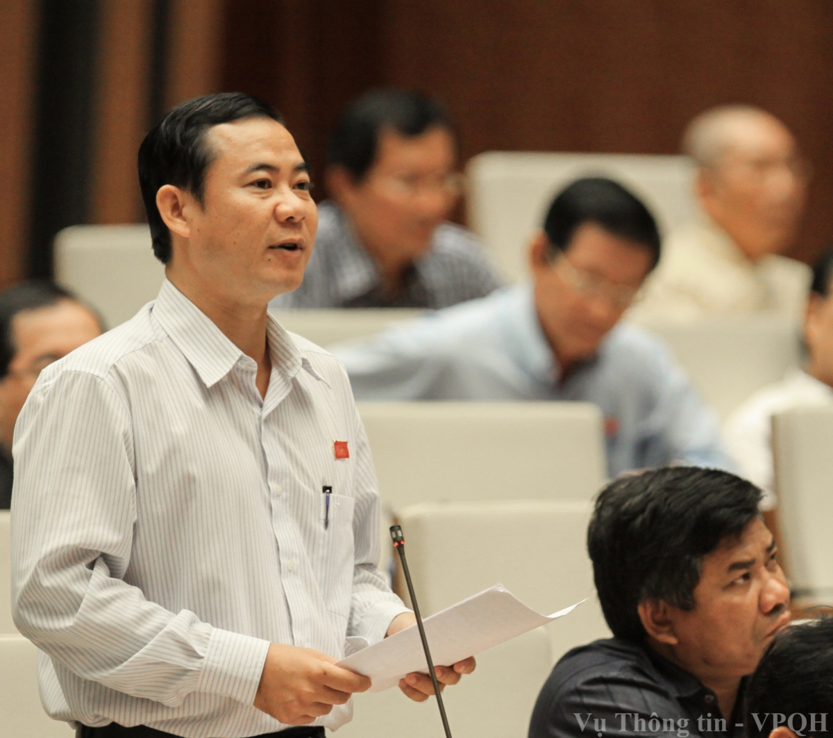 Đại biểu Nguyễn Thái Học cho rằng, quyền của Mặt trận được quy định trong dự án luật là tham gia xây dựng Đảng, muốn tham gia xây dựng Đảng tốt thì phải thực hiện chức năng giám sát.<br>