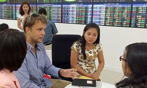 Chính thức nới room cho nhà đầu tư ngoại