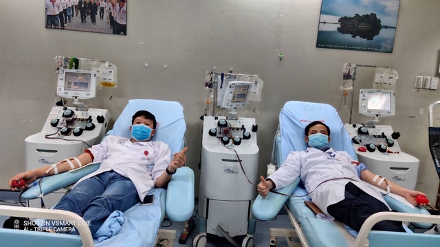 Viện Máu thiếu 13.000 đơn vị máu để điều trị dịp Tết - Ảnh 2.