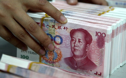 Đối với các nước hiện đang có quan hệ thương mại với Trung Quốc, việc đồng Nhân dân tệ yếu đi sẽ “làm khó” họ - Ảnh: RT.<br>