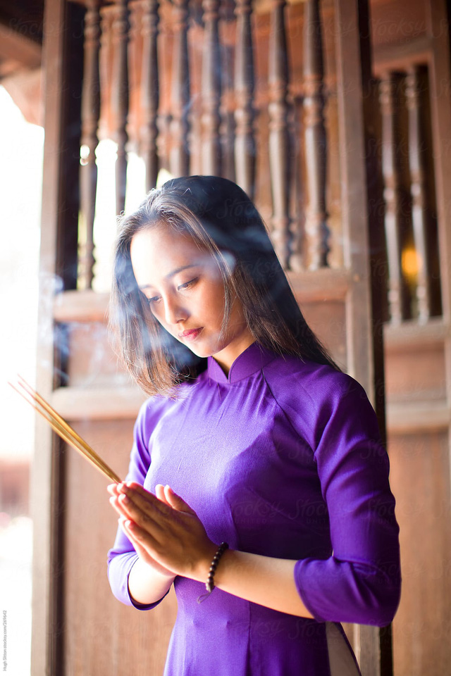 Cẩn thận mua nhầm nhang hương tẩm hóa chất - Ảnh 2.