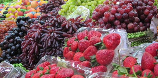 Tranh thủ thưởng thức nho Úc nhập khẩu trước khi hết mùa - Ảnh 3.