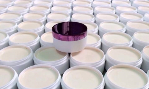 Hiểm họa khôn lường từ kem trộn không rõ nguồn gốc