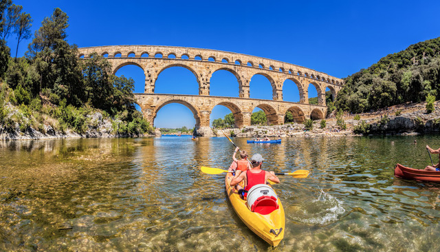 Mùa thu vàng mơ mộng ở Nîmes - Ảnh 17.