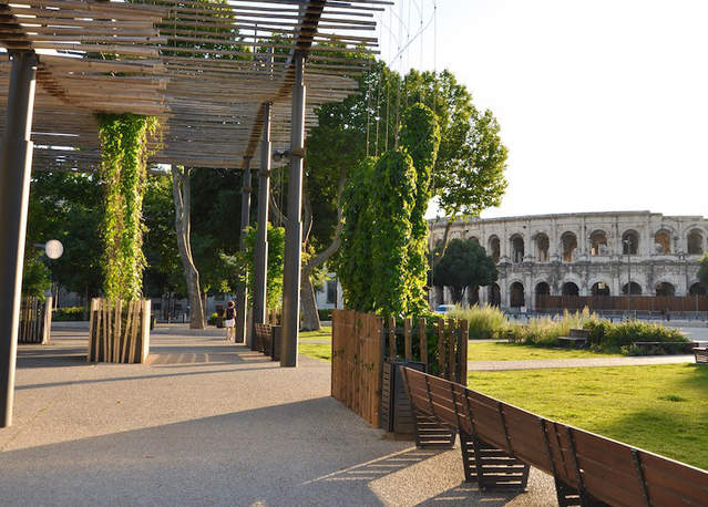 Mùa thu vàng mơ mộng ở Nîmes - Ảnh 4.