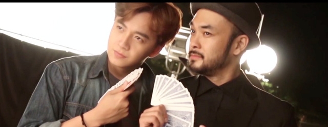 Ngô  Kiến Huy khổ luyện ảo thuật cho phim Yêu Đi, Đừng Sợ! - Ảnh 1.