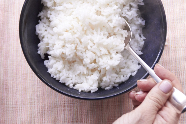 Nồi cơm điện tách đường có thật hữu ích? - Ảnh 2.