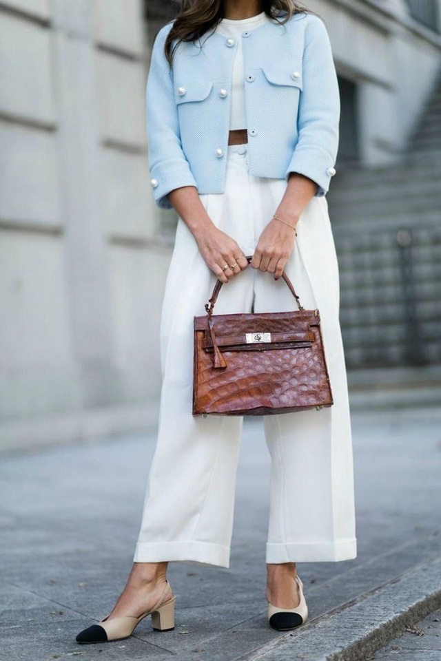 Mỗi phụ nữ đều là một fashionista nơi công sở - Ảnh 9.