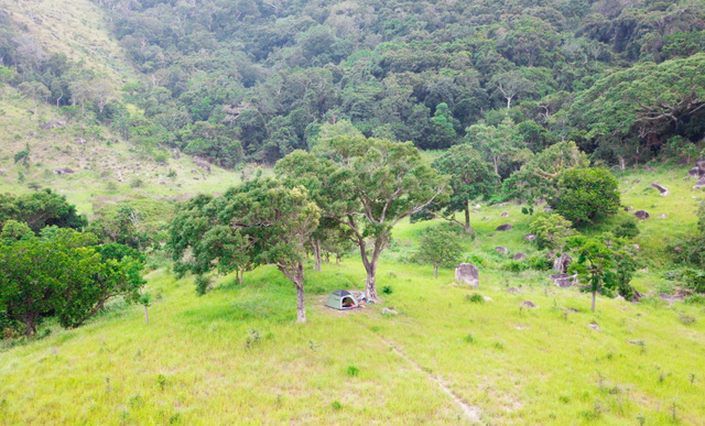 8 địa điểm để bạn làm quen với trekking tại Việt Nam - Ảnh 16.