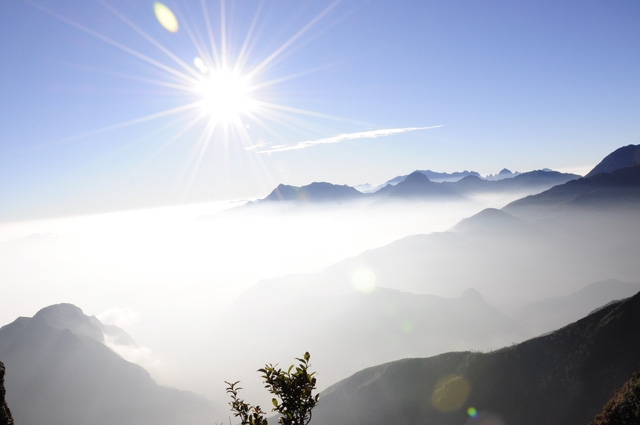 Bạch Mộc Lương Tử: hành trình săn mây và hái sao - Ảnh 3.