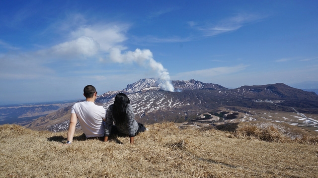 6 núi lửa nổi tiếng nhất tại Nhật Bản - Ảnh 4.