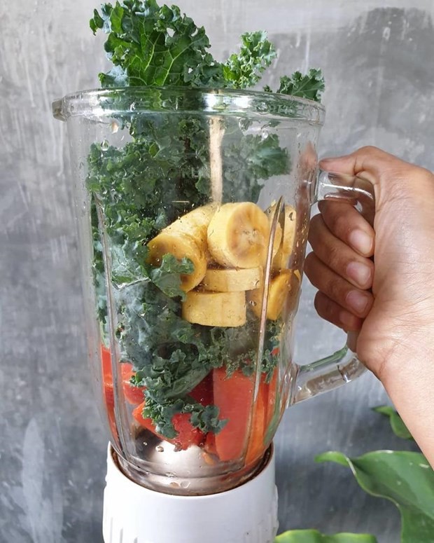 Tác dụng tuyệt vời của nước ép cải xoăn cho sức khỏe và làn da - Ảnh 2.