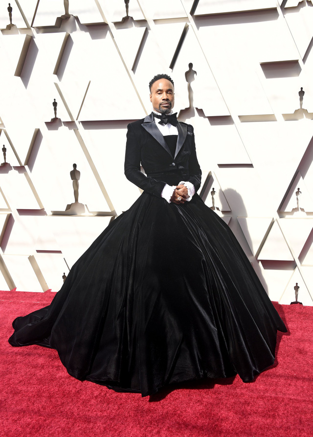 Thảm đỏ Oscar 2019: 10 bộ cánh gây ấn tượng nhất - Ảnh 10.