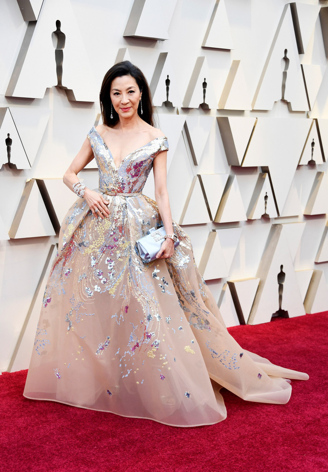 Thảm đỏ Oscar 2019: 10 bộ cánh gây ấn tượng nhất - Ảnh 5.