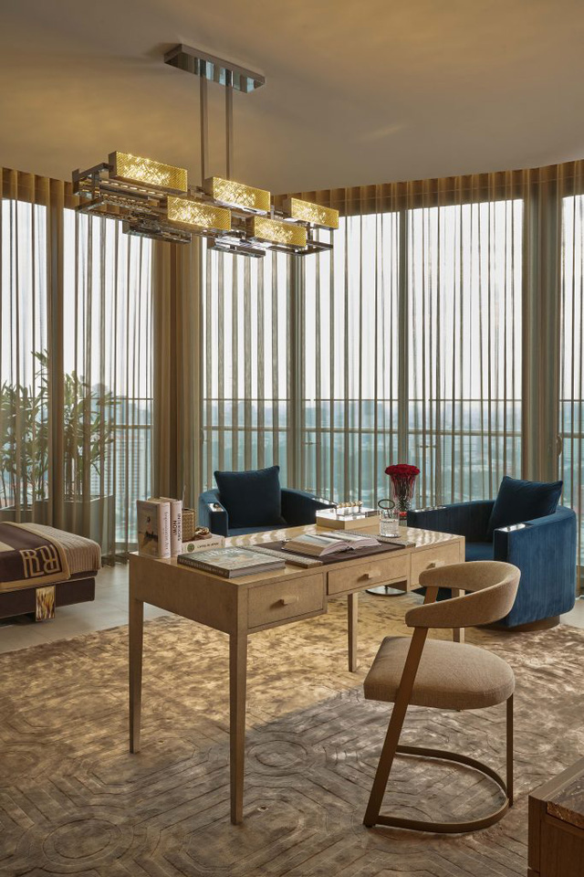 Căn hộ penthouse xa xỉ nhìn ra sông Sài Gòn - Ảnh 1.