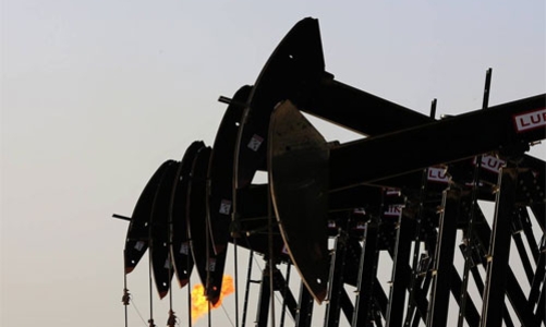 Giá dầu “ngóng” cuộc họp của OPEC