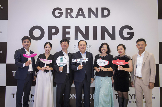 Tonymoly khai trương showroom mới tại Việt Nam - Ảnh 1.