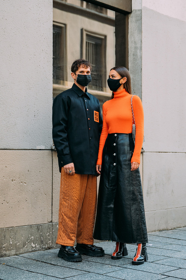 Paris Fashion Week Xuân – Hè 2021: mốt nhất là… khẩu trang - Ảnh 6.