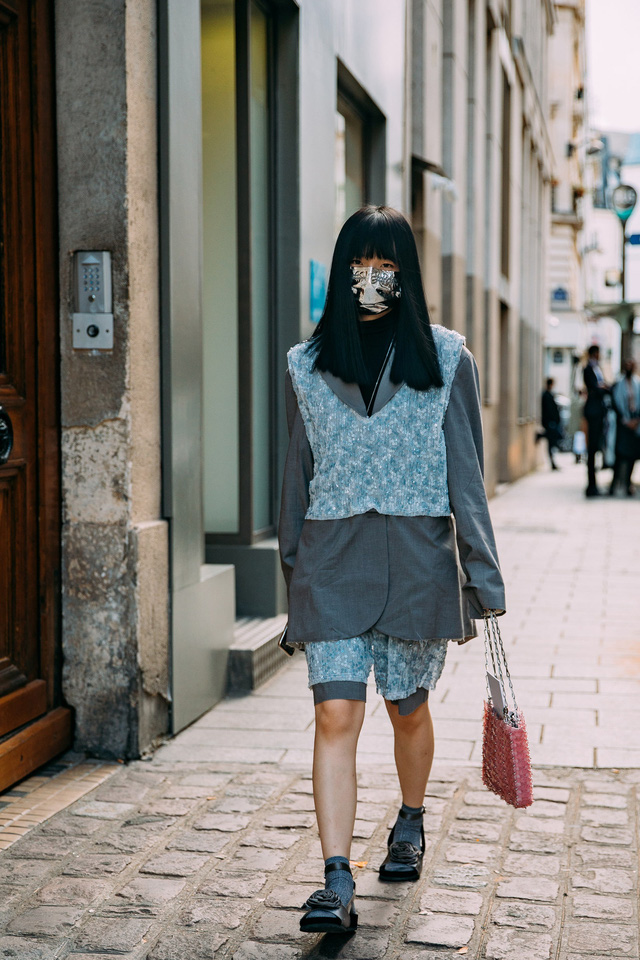 Paris Fashion Week Xuân – Hè 2021: mốt nhất là… khẩu trang - Ảnh 13.
