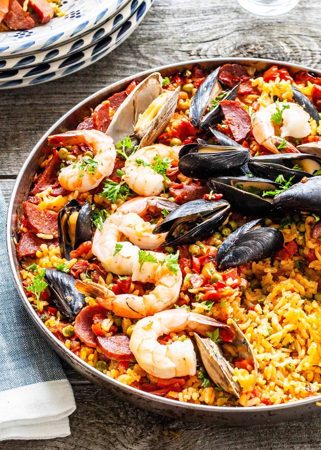Paella – món cơm chiên do cánh mày râu chế biến - Ảnh 3.
