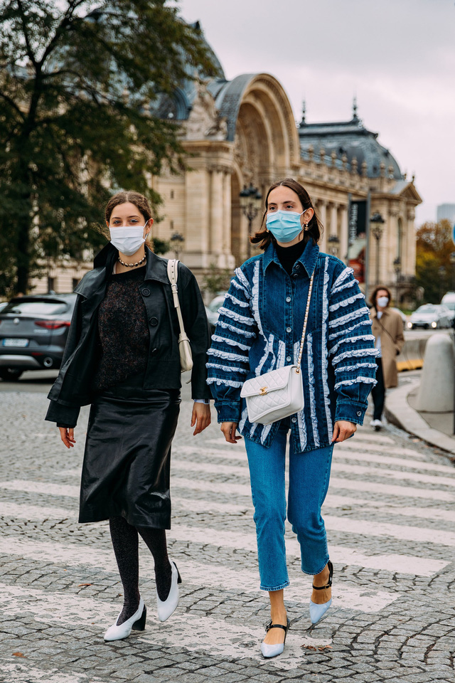 Paris Fashion Week Xuân – Hè 2021: mốt nhất là… khẩu trang - Ảnh 3.