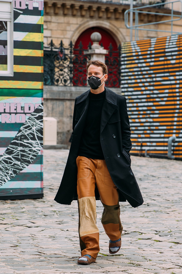 Paris Fashion Week Xuân – Hè 2021: mốt nhất là… khẩu trang - Ảnh 9.