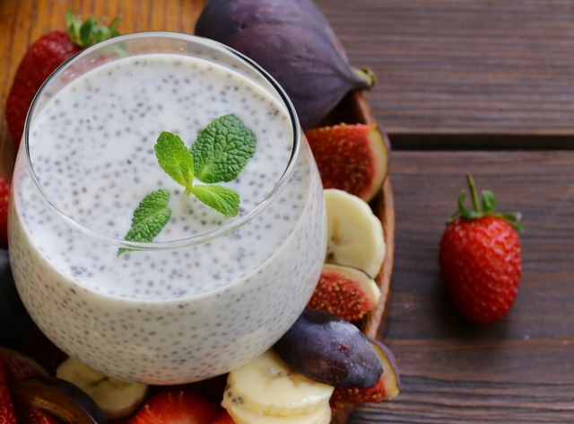 Thử làm 4 món tráng miệng ngon với hạt Chia - Ảnh 2.