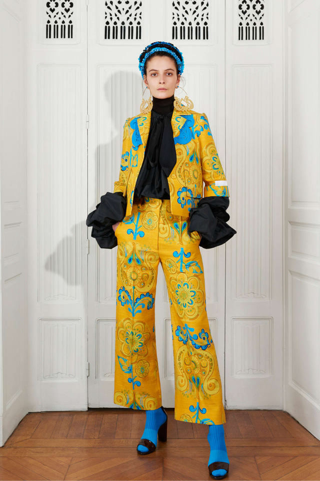 9 xu hướng nổi bật từ s&agrave;n diễn Paris Fashion Week 2021 - Ảnh 23.