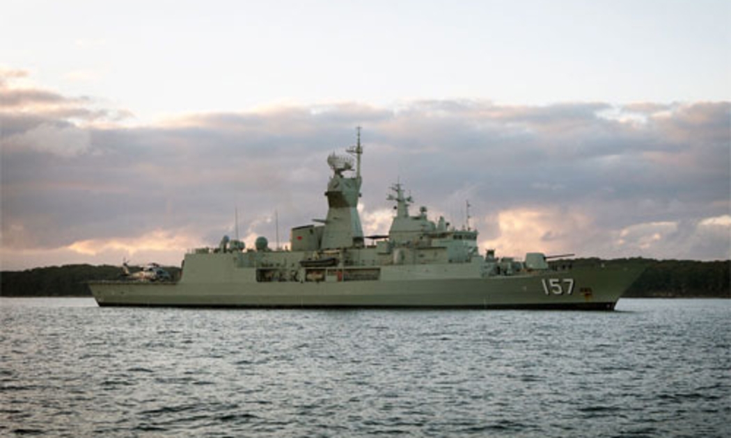 Tàu khu trục HMAS Perth của Australia.<br>