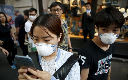 Số người nhiễm MERS ở Hàn Quốc tính đến ngày 16/6 là 154 người, trong đó có 19 người đã tử vong - Ảnh: Reuters.<br>