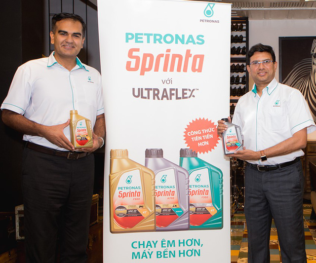 PETRONAS Sprinta với công nghệ UltraFlex™  - Dầu máy mới cho xe chạy êm hơn, máy bền hơn - Ảnh 2.