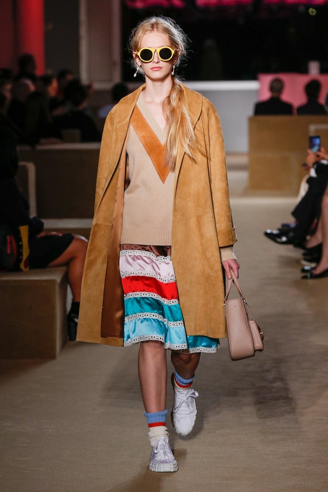 BST Resort 2020 của Prada: tự do cùng cotton - Ảnh 14.