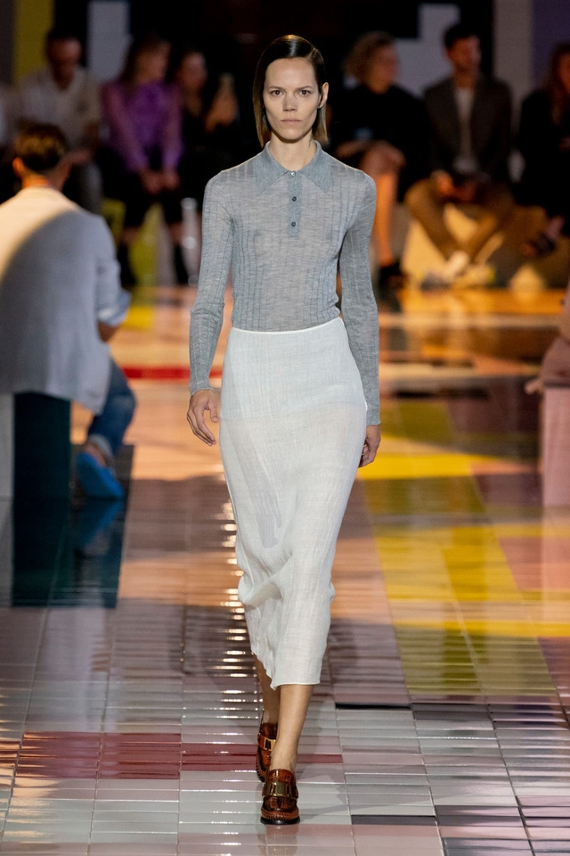 BST Xuân Hè 2020 của Prada: sự thanh lịch cổ điển - Ảnh 1.
