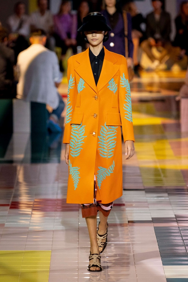 BST Xuân Hè 2020 của Prada: sự thanh lịch cổ điển - Ảnh 10.