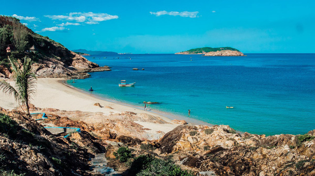 Ngắm trọn vẹn các bãi biển Quy Nhơn - Ảnh 5.