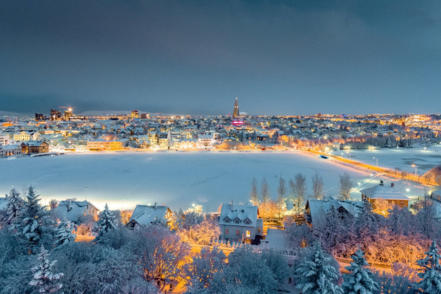 Giáng sinh như trong phim tại Reykjavik - Ảnh 1.