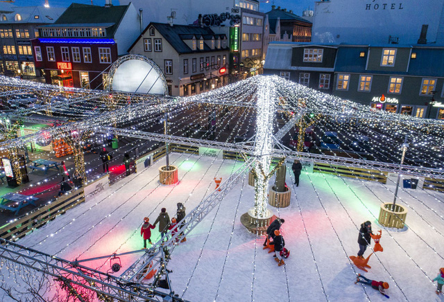 Giáng sinh như trong phim tại Reykjavik - Ảnh 7.